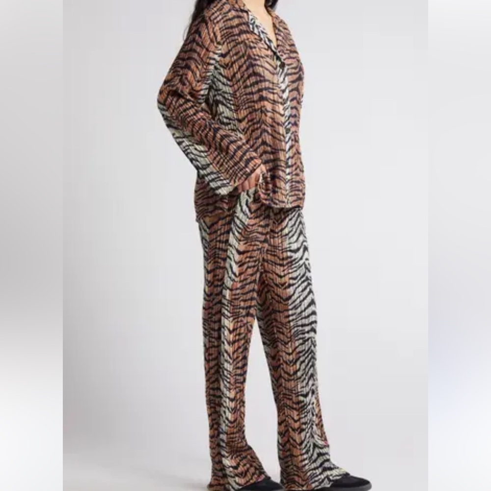 Dressed in Lala NWT Tiger Long Sleeve Plisse’ Top and Pant Set